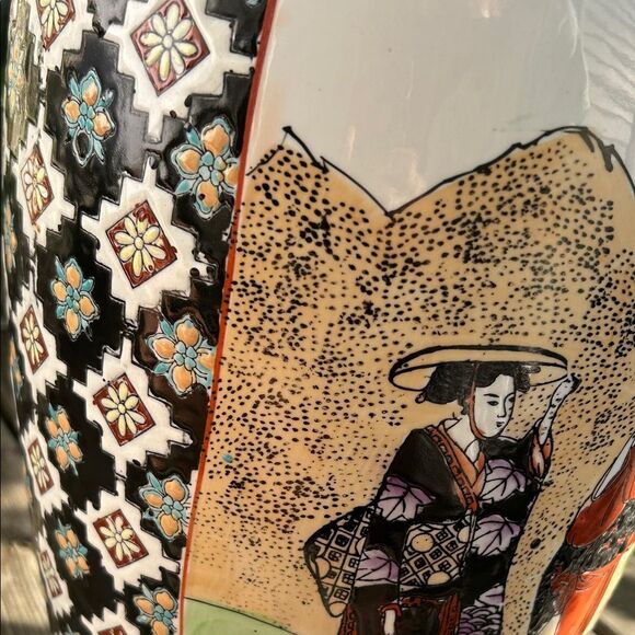 Vintage 25.5" Large Chinese Vase Geishas Hand Painted Porcelain Tall Chinoiserie - Picture 14 of 16